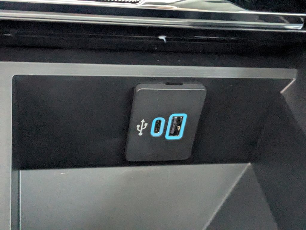 2025 Ford F-250 Super Duty LARIAT