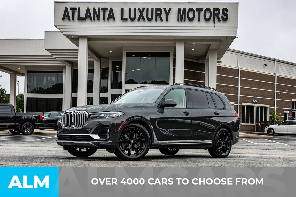 Used 2022 Gray BMW xDrive40i image 3