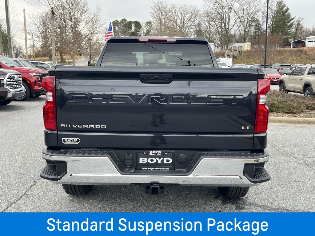 2024 Chevrolet Silverado 1500 LT photo