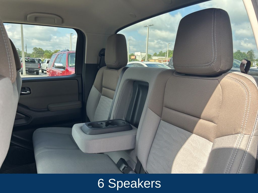 2023 Nissan Frontier SV