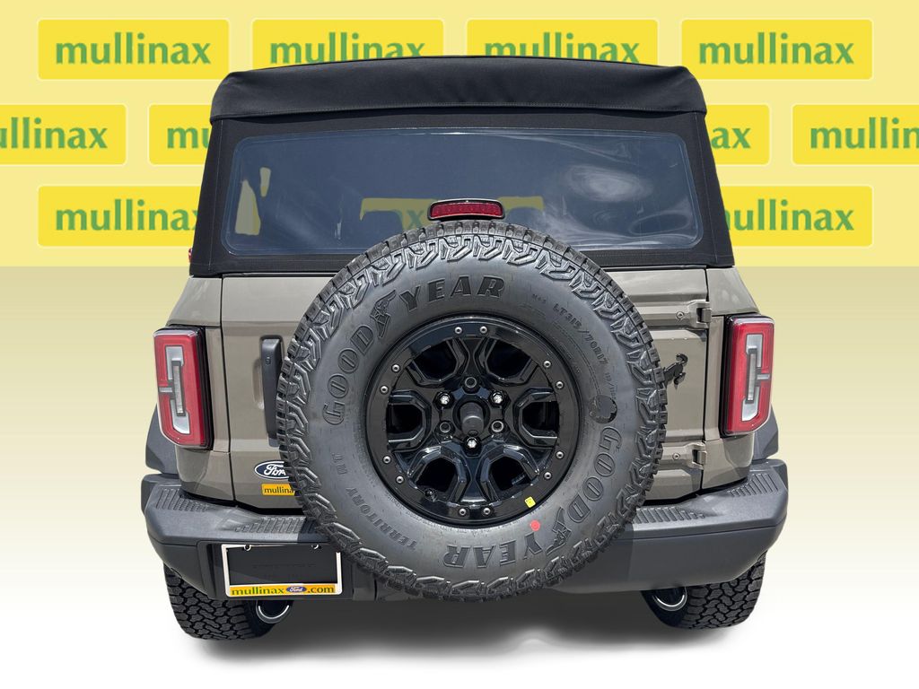 New 2026 Gray Ford Badlands image 14