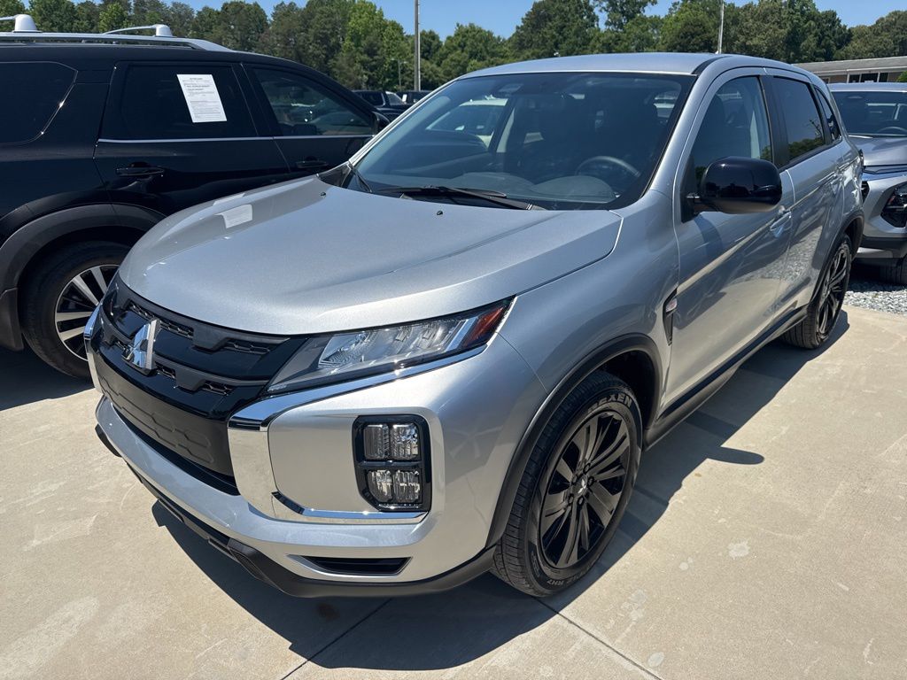 2025 Mitsubishi Outlander Sport 2.0 LE AWC CVT's photo