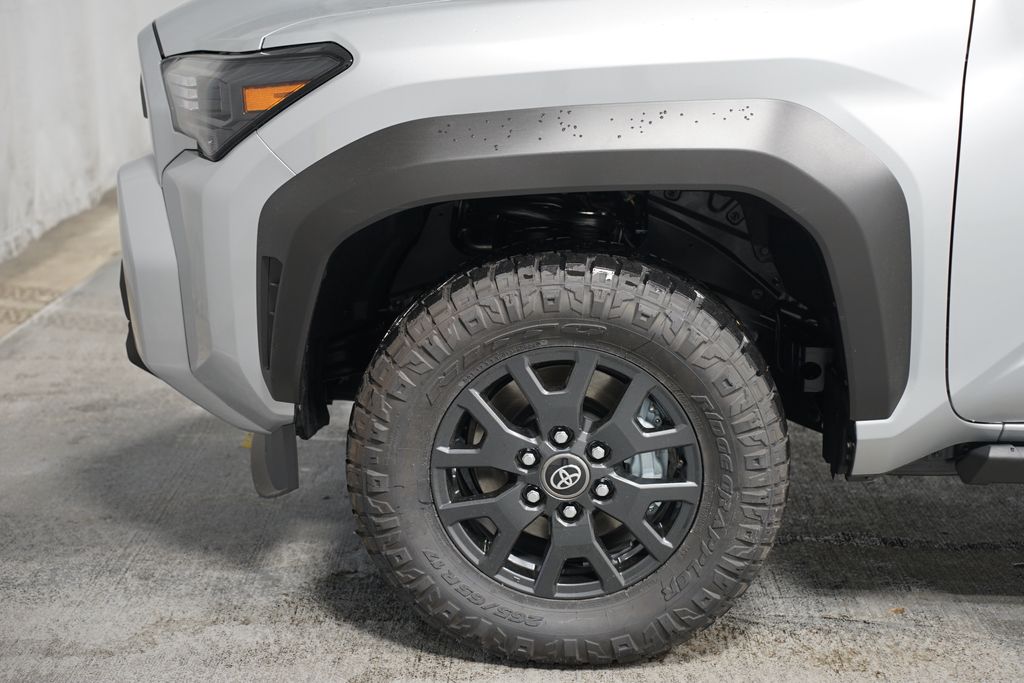 2025 Toyota 4Runner SR5 5