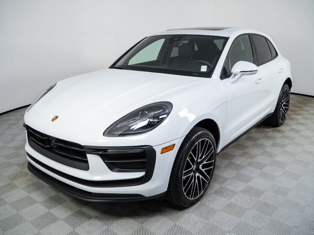 2025 Porsche Macan
