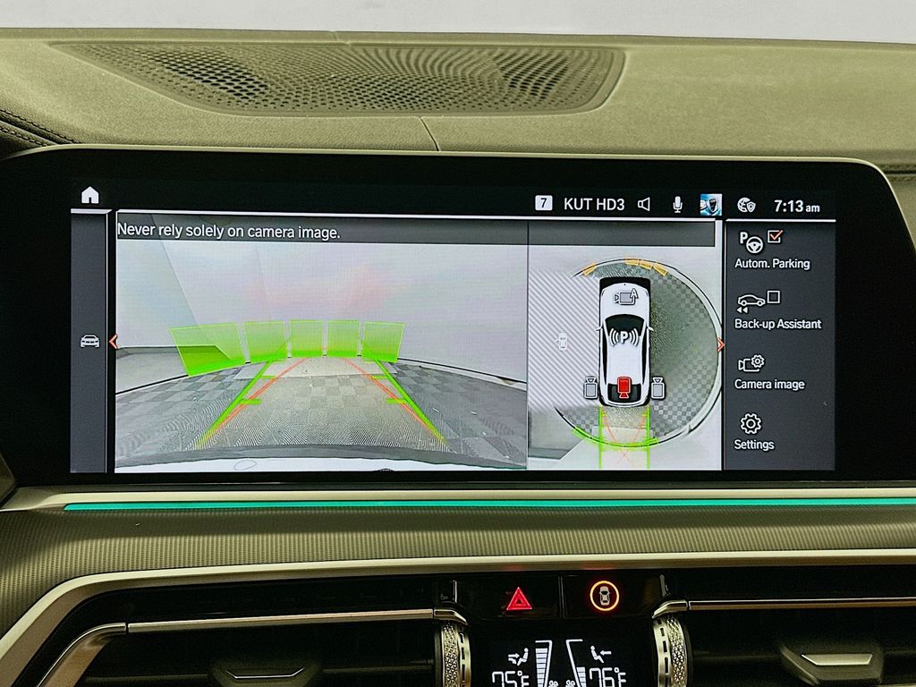 Thumbnail: 2022 BMW X6 - 14