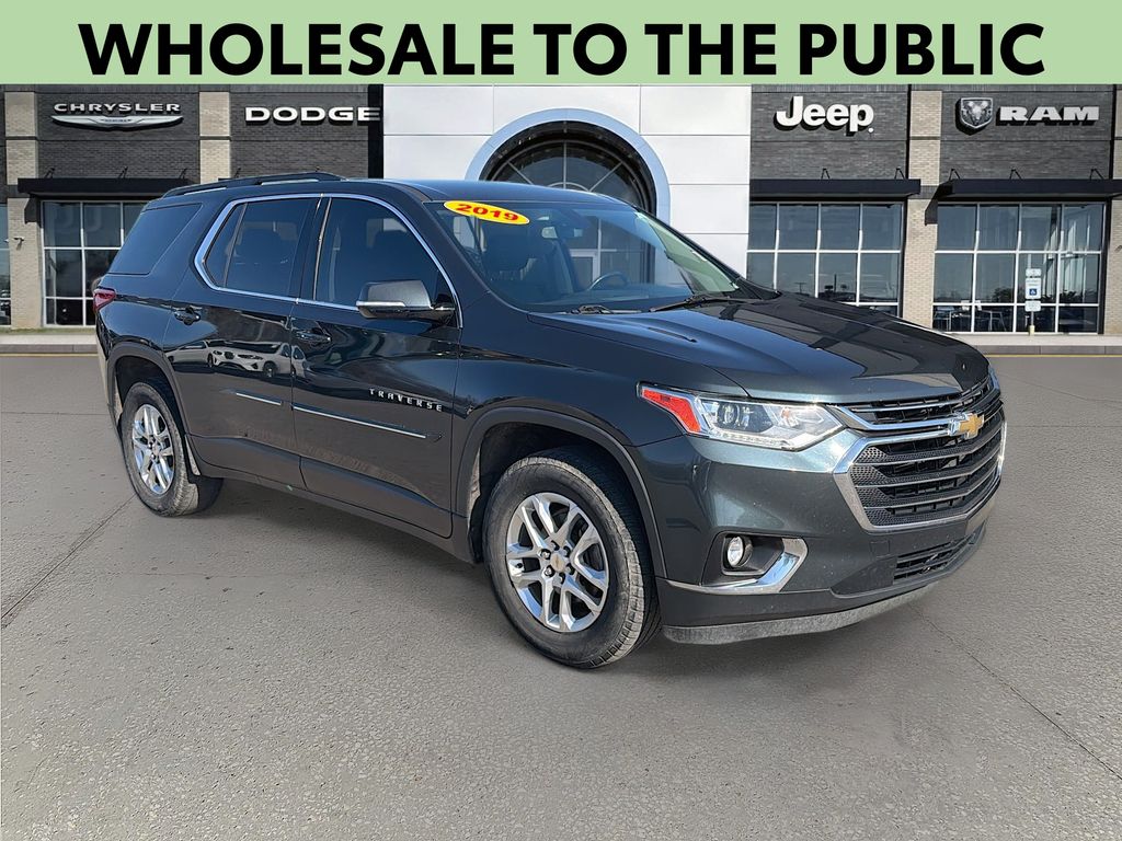 2019 Chevrolet Traverse LT Cloth FWD