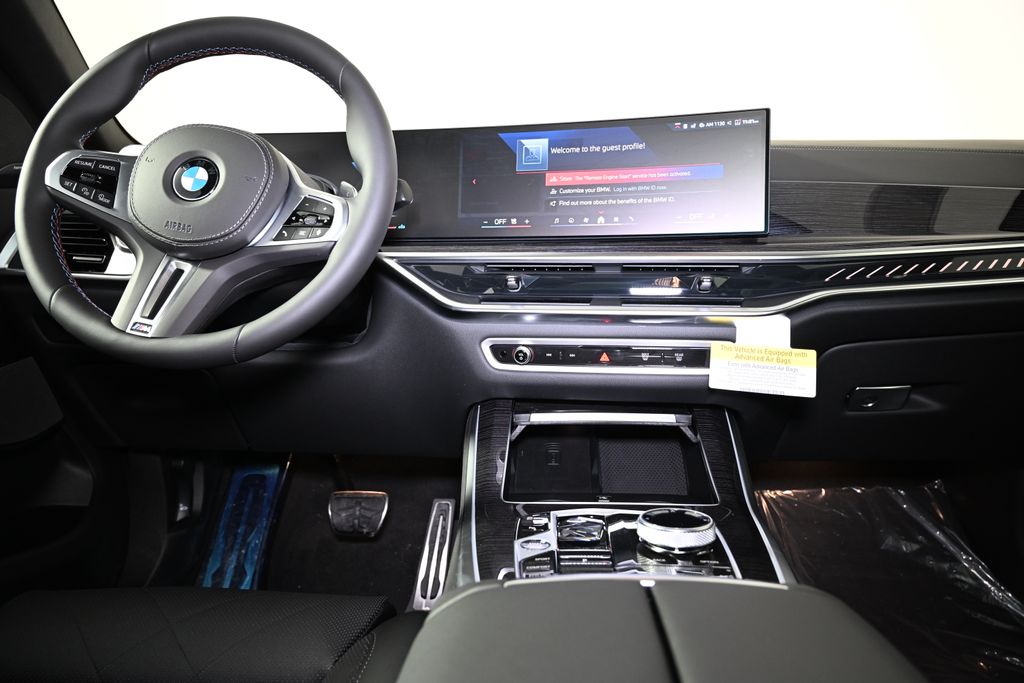 Thumbnail: 2026 BMW X5 - 17