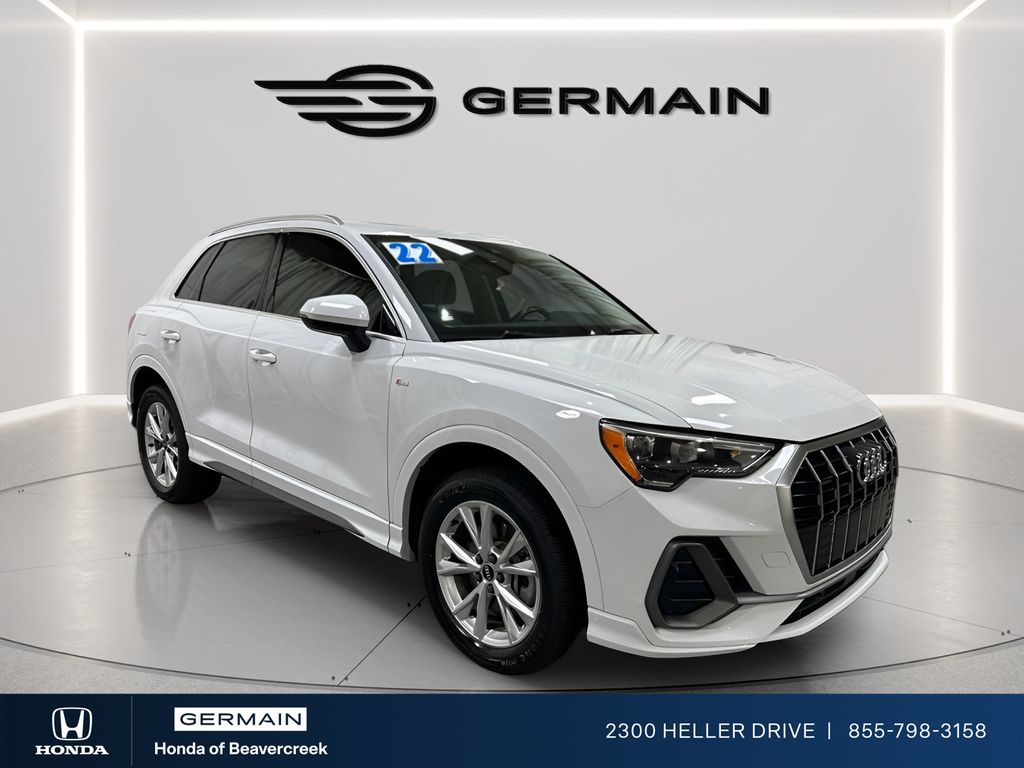 2022 Audi Q3 Premium