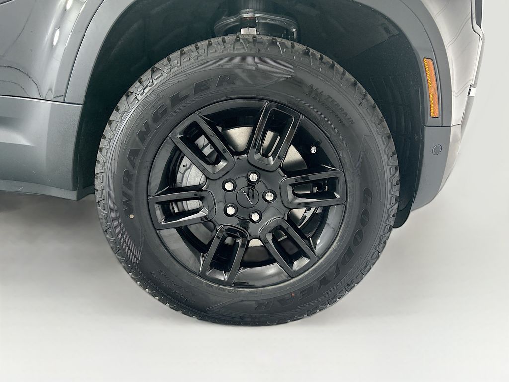 Thumbnail: 2026 Land Rover Defender - 31