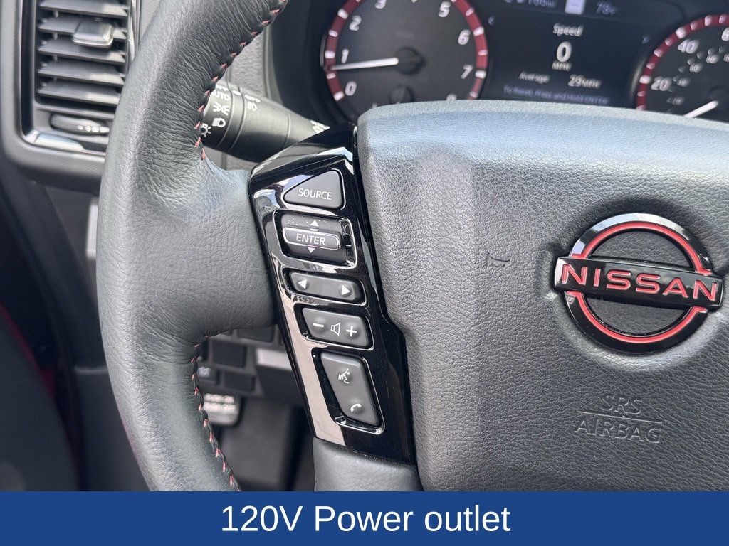 2024 Nissan Frontier Crew Cab PRO-X 4x2