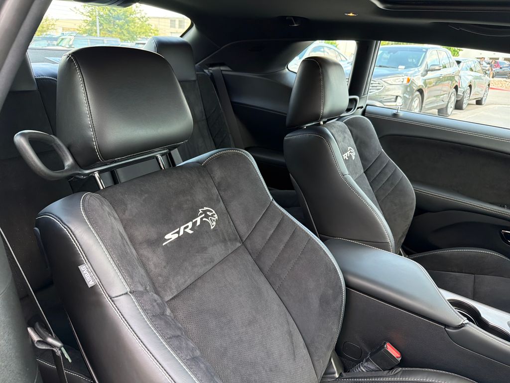 Used 2023 Green Dodge SRT Hellcat Jailbreak image 37