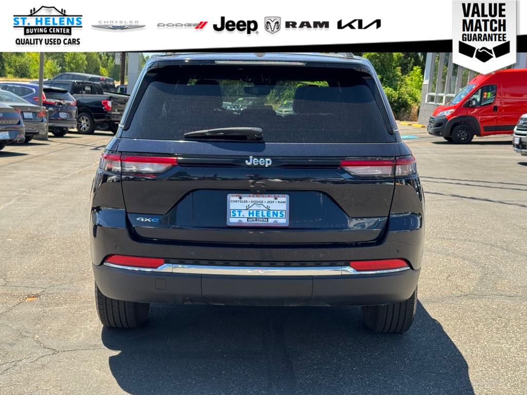 View vehicle photo 5