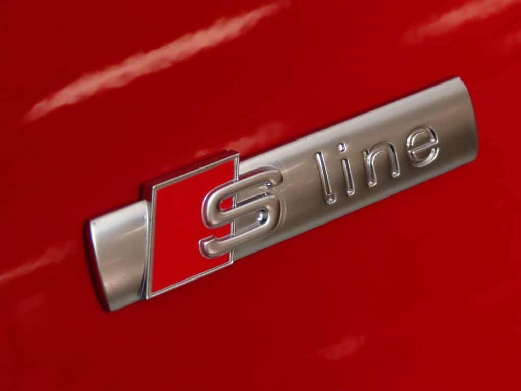 Thumbnail: 2026 Audi Q3 - 11