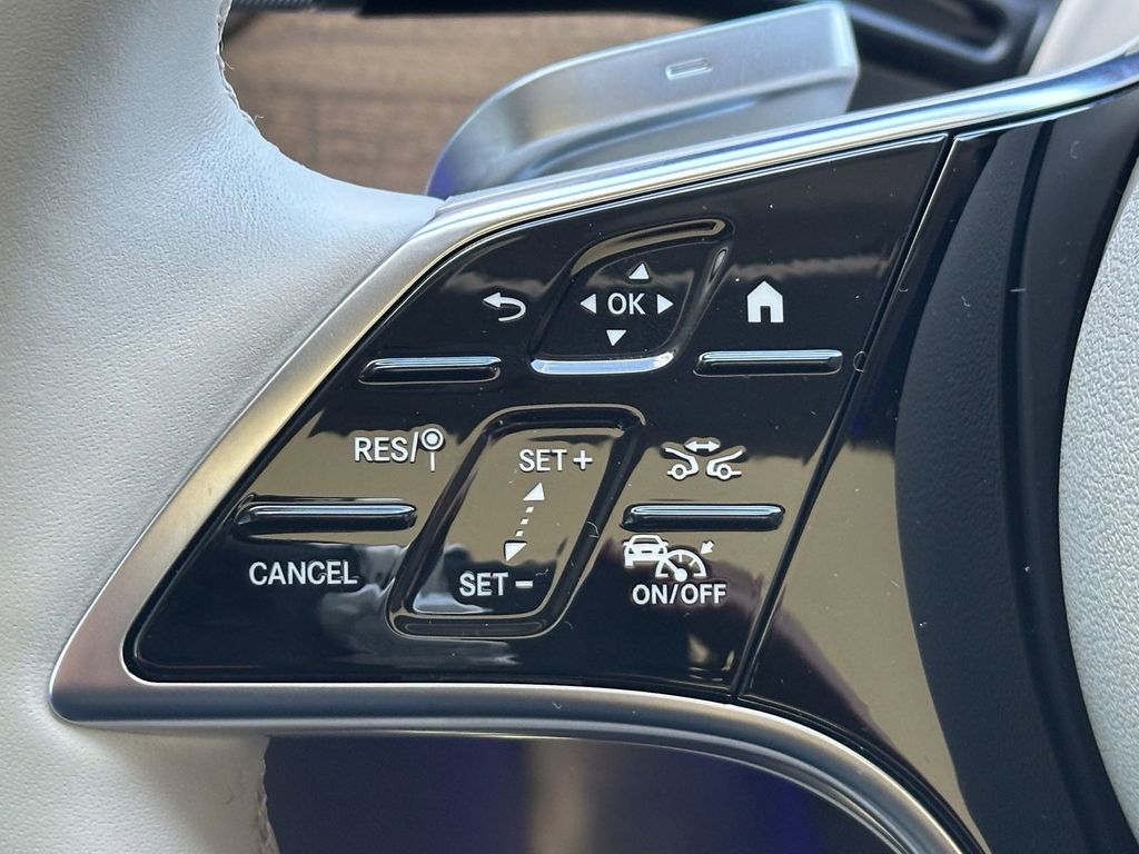 2023 Mercedes-Benz EQS 450 28