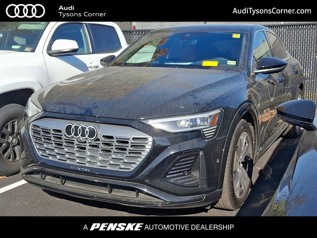 2024 Audi Q8 e-tron Premium Plus -
                Vienna, VA