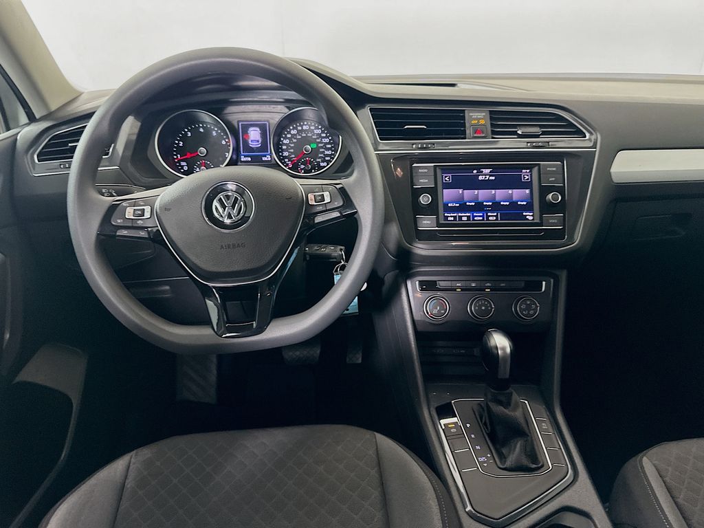 Thumbnail: 2020 Volkswagen Tiguan - 21