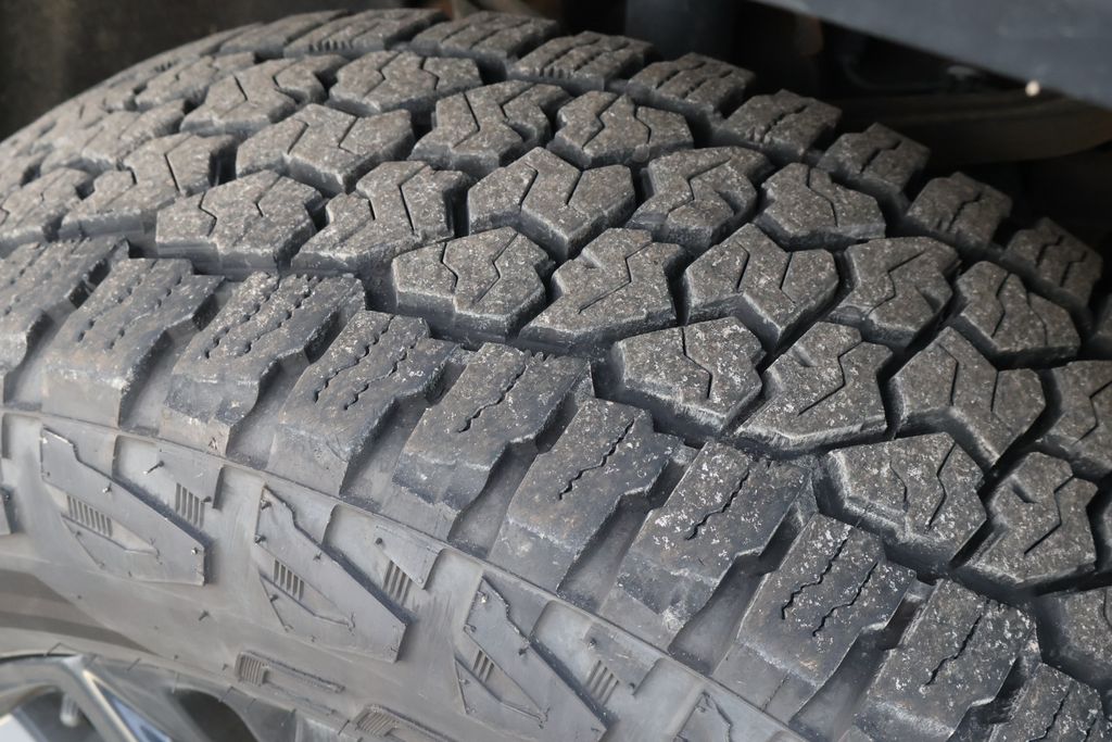 Thumbnail: 2021 GMC Sierra 3500 - 9