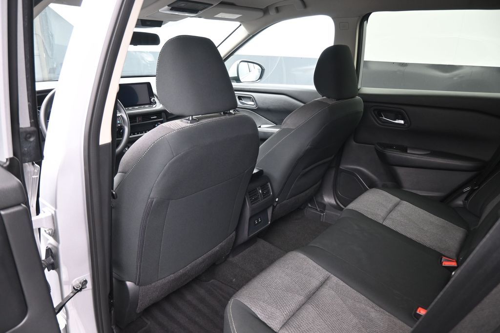 Used 2024 Nissan Rogue SUV