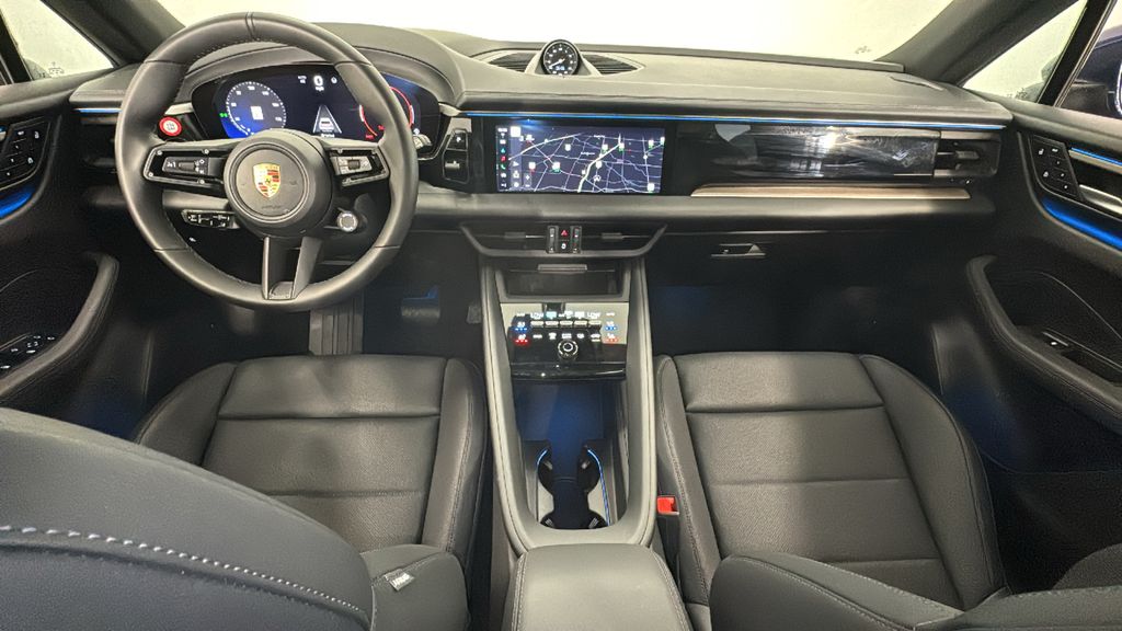 2024 Porsche Macan T 15