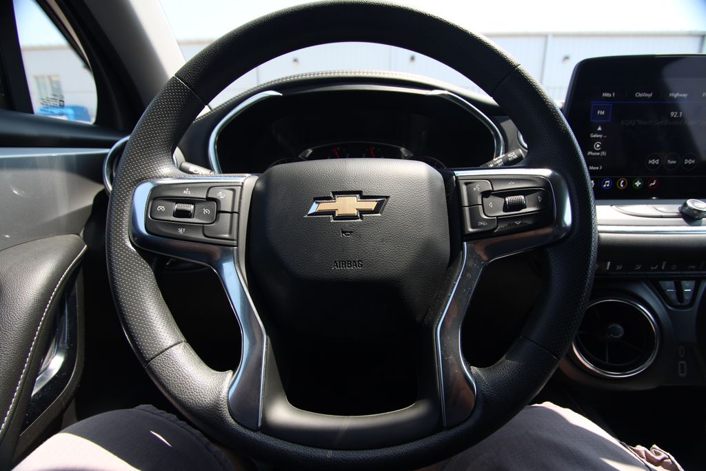 Used 2025 Chevrolet Blazer SUV