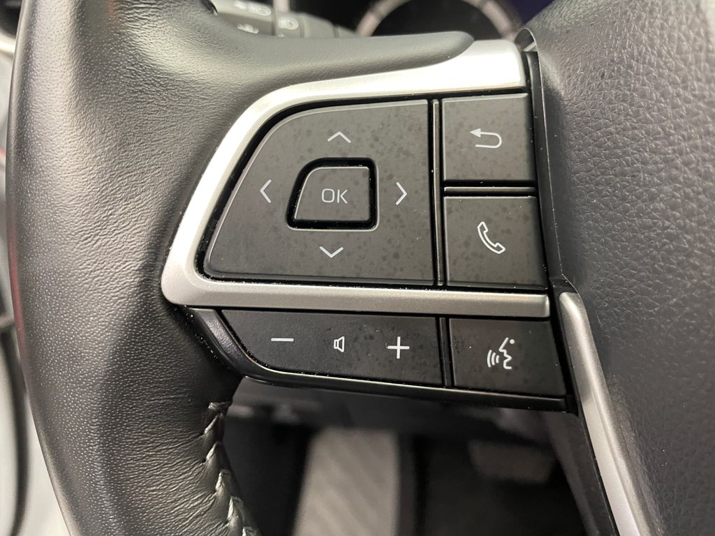 2024 Toyota Highlander XSE 31