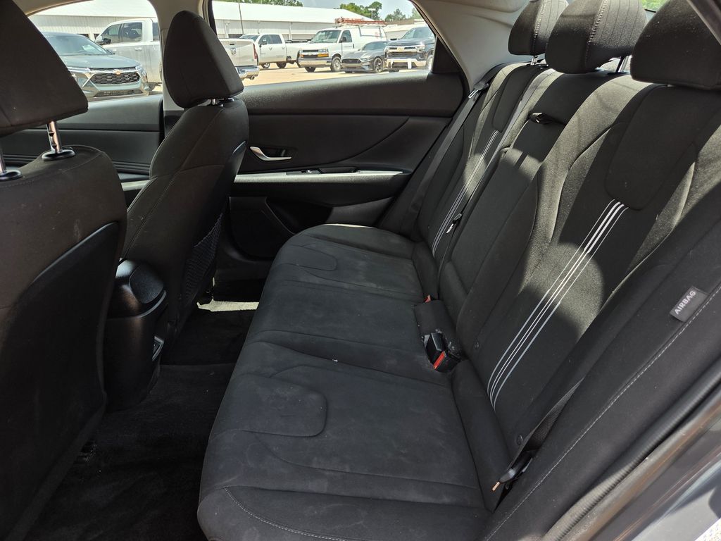 Used 2025 Hyundai Elantra Sedan