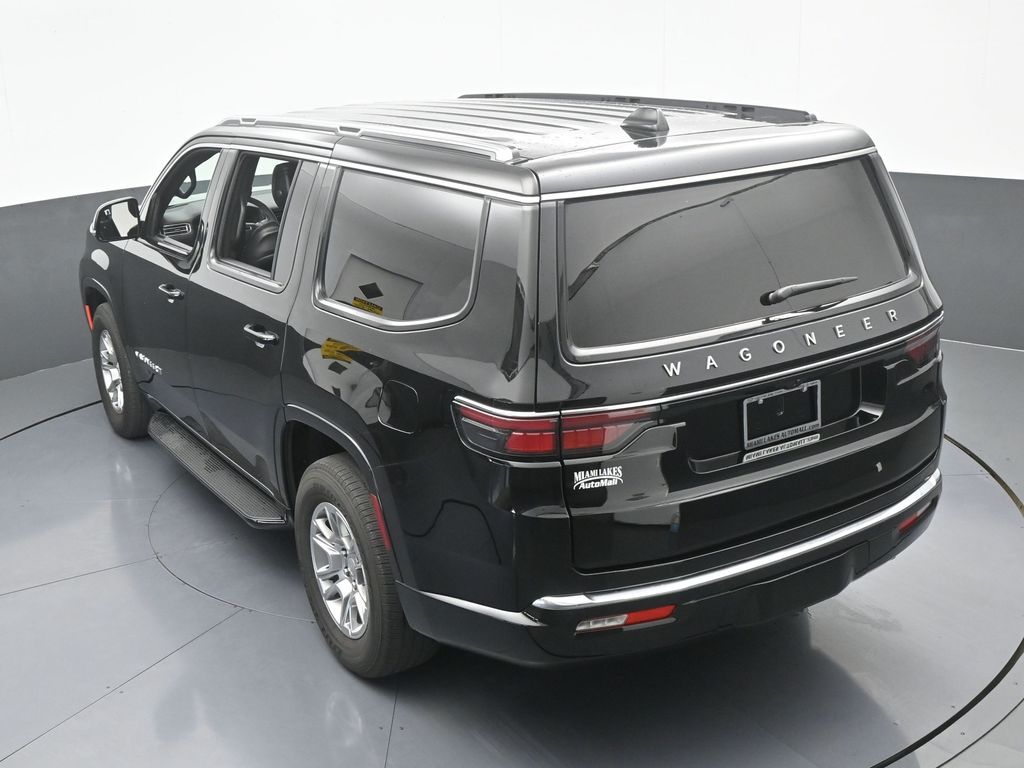 Used 2024 Diamond Black Crystal Pearlcoat Jeep Base image 53