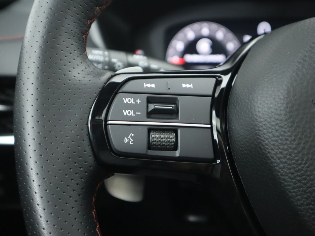 Thumbnail: 2025 Acura ADX - 11