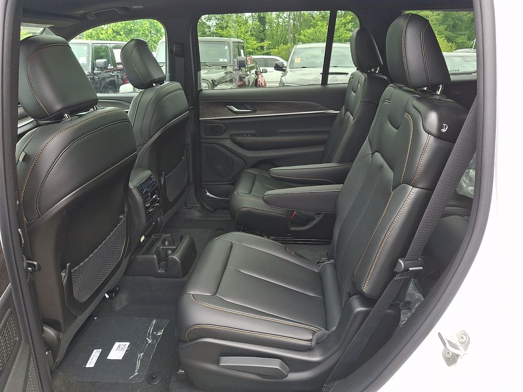 New 2026 Jeep Grand Cherokee L SUV