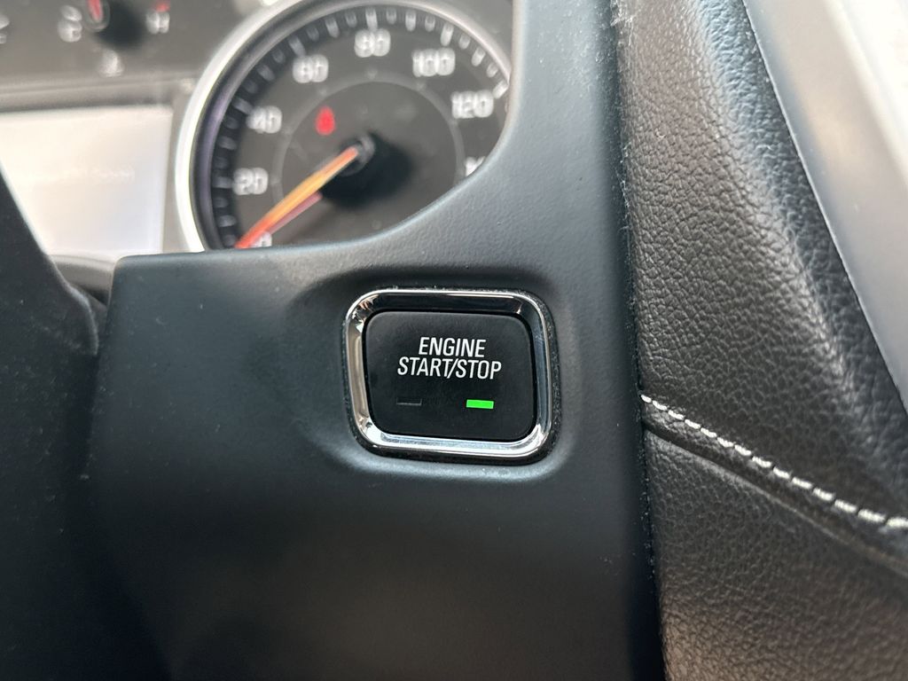 2022 GMC Acadia SLE Black at Wharton Ford