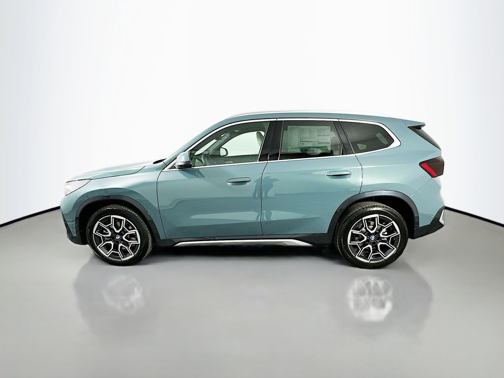 Thumbnail: 2026 BMW X1 - 8