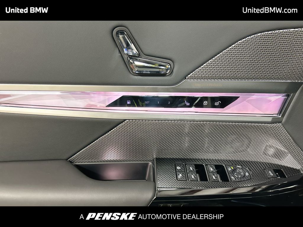 Thumbnail: 2026 BMW 7 Series - 11
