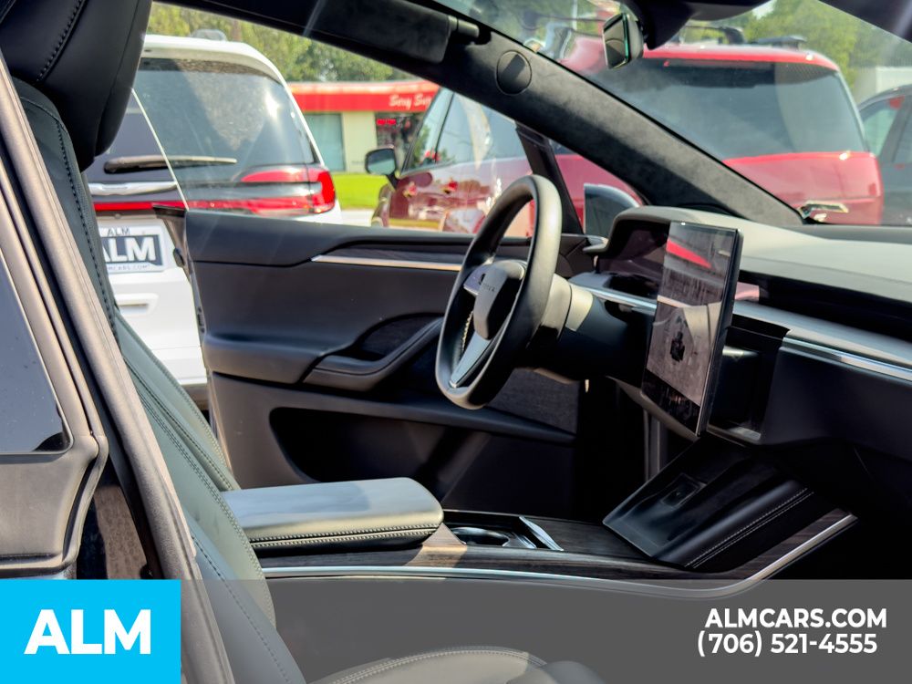 Used 2023 Black Tesla Standard Range image 17