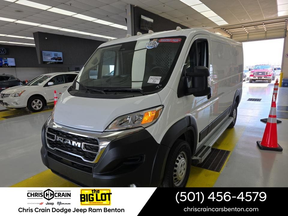 Bright White Clearcoat 2025 RAM ProMaster 2500 Tradesman 136 Low Roof Cargo Van FWD Van Front-Wheel Drive Automatic