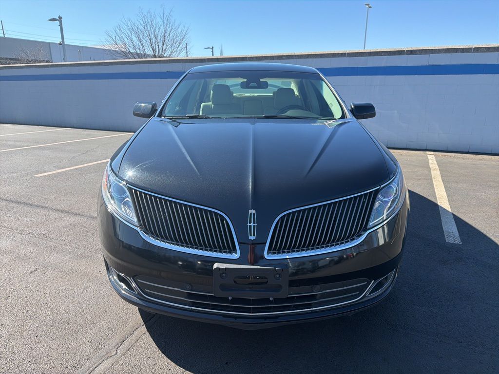 Thumbnail: 2015 Lincoln MKS - 8