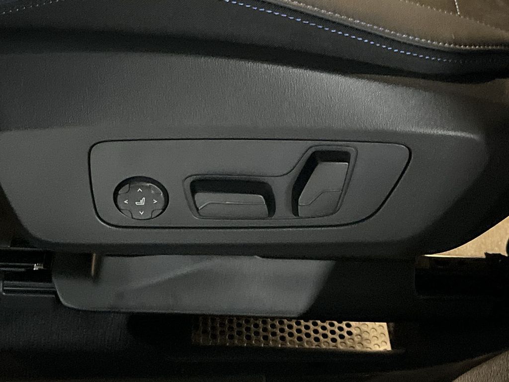 Thumbnail: 2026 BMW X2 - 12