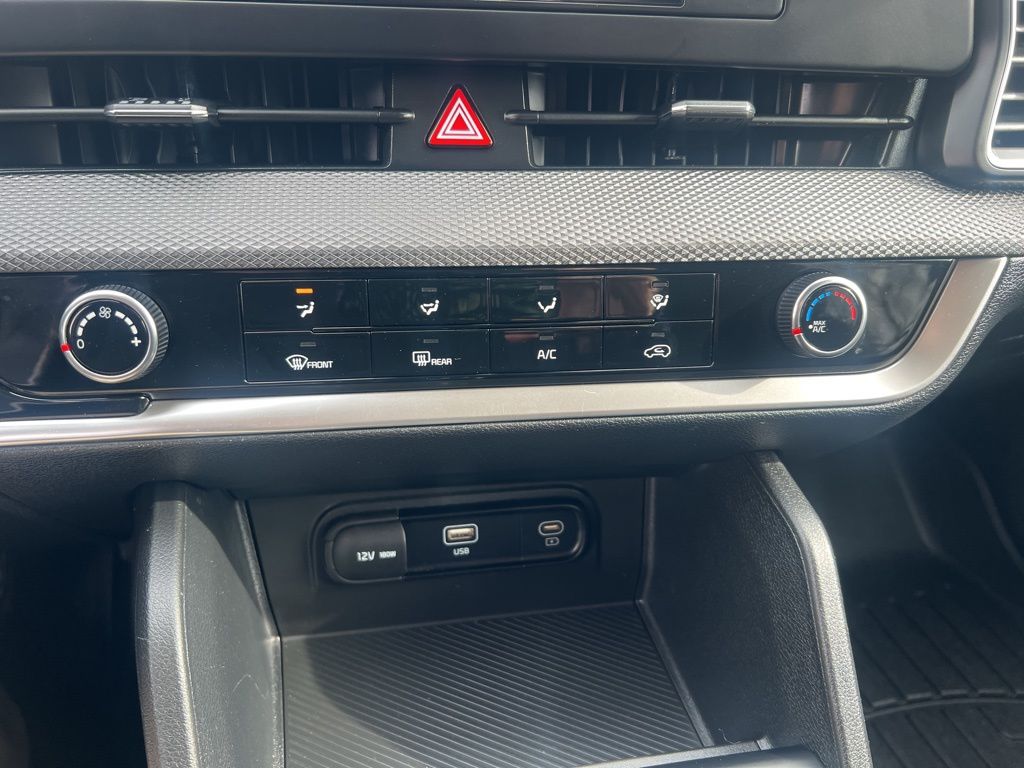 2023 Kia Sportage LX photo
