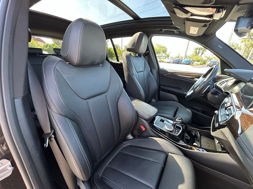 Used 2024 Dark Graphite Metallic BMW sDrive30i image 54