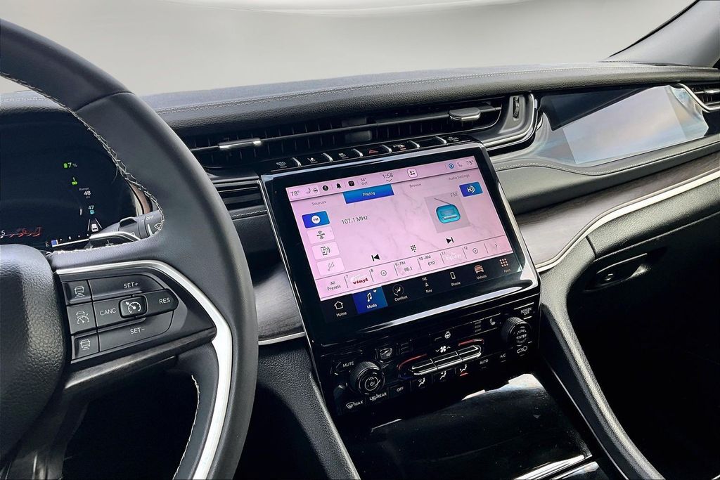 Certified Used 2023 Gray Jeep 4xe image 10