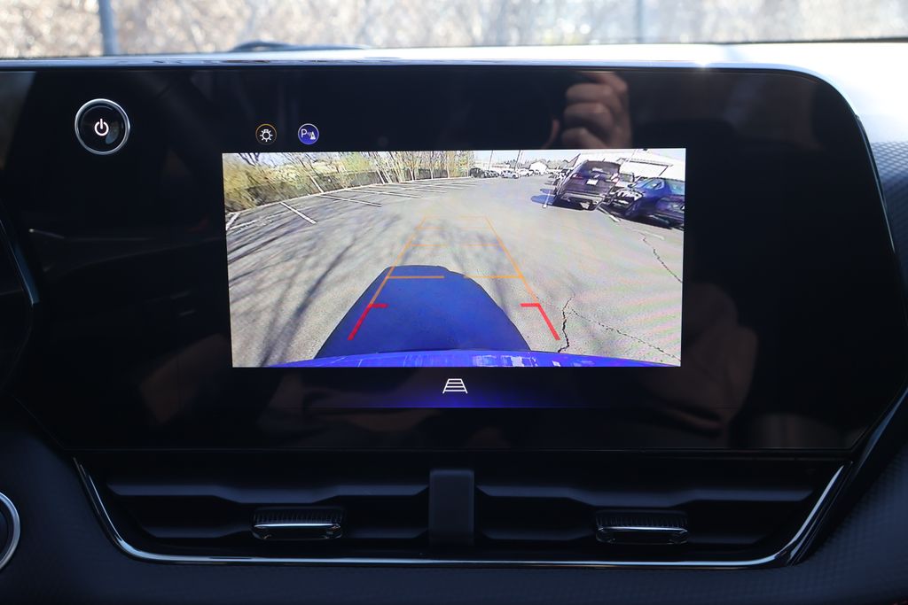 Thumbnail: 2025 Chevrolet Equinox - 18