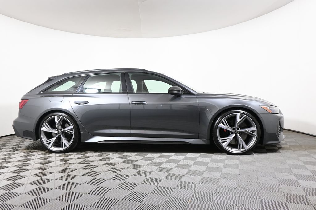 Thumbnail: 2023 Audi RS 6 - 8