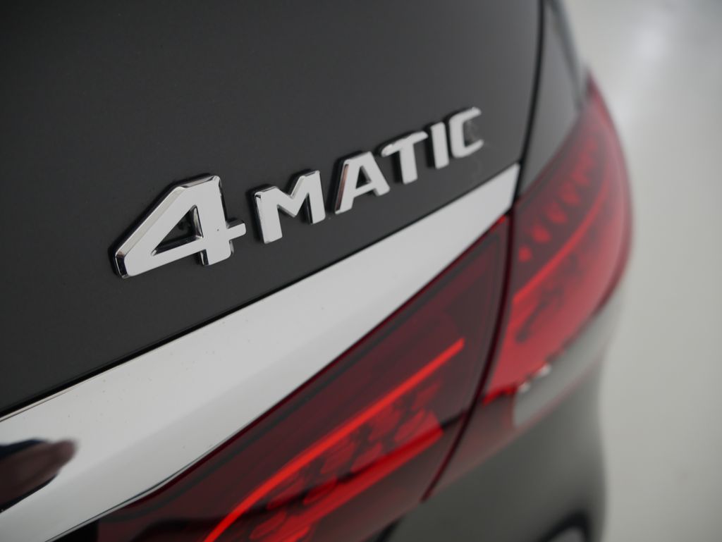 Thumbnail: 2023 Mercedes-Benz E-Class - 10