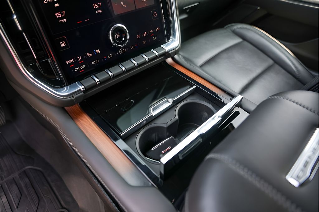 Used Car 2025 Gmc Yukon  Denali For Sale Under $80,000 In Austin, Texas