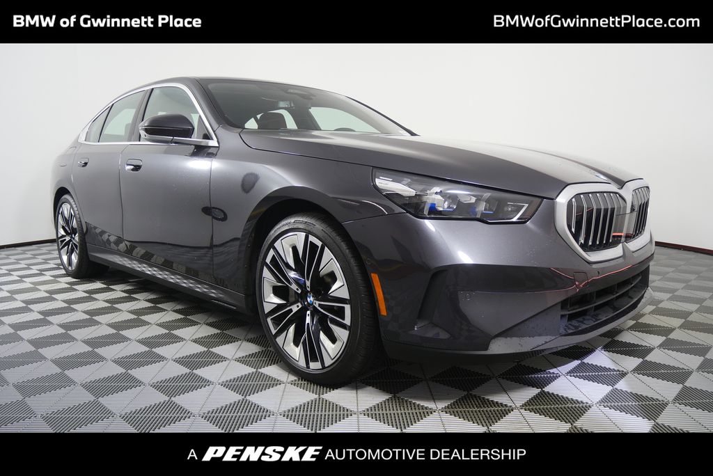 Thumbnail: 2025 BMW 5 Series - 1