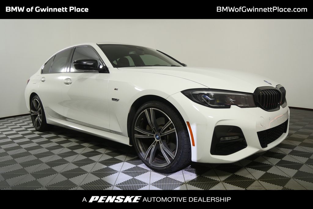 Thumbnail: 2022 BMW 3 Series - 1