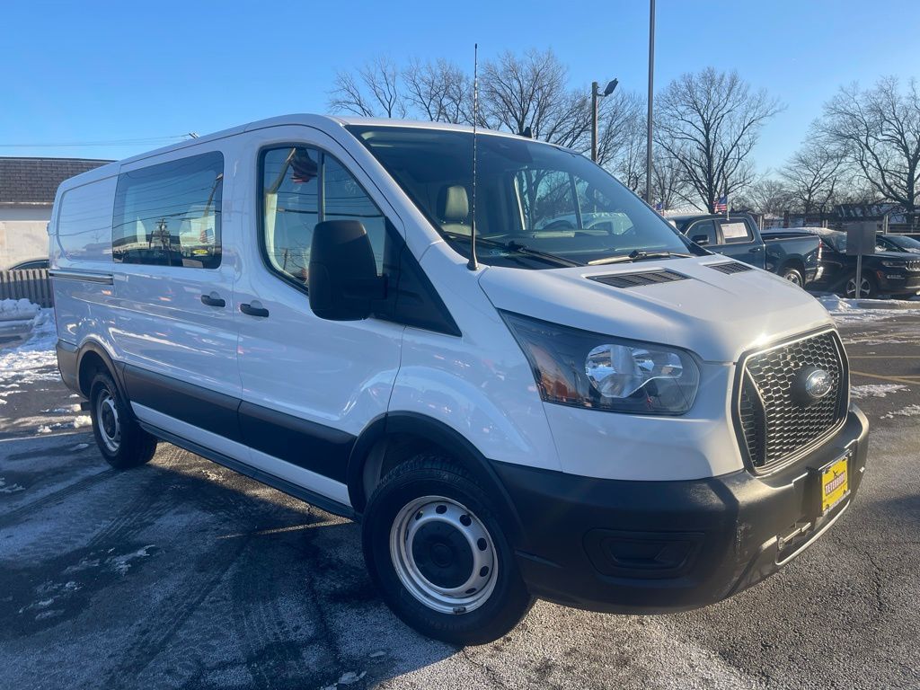 2021 Ford Transit Cargo 150 Low Roof LB RWD