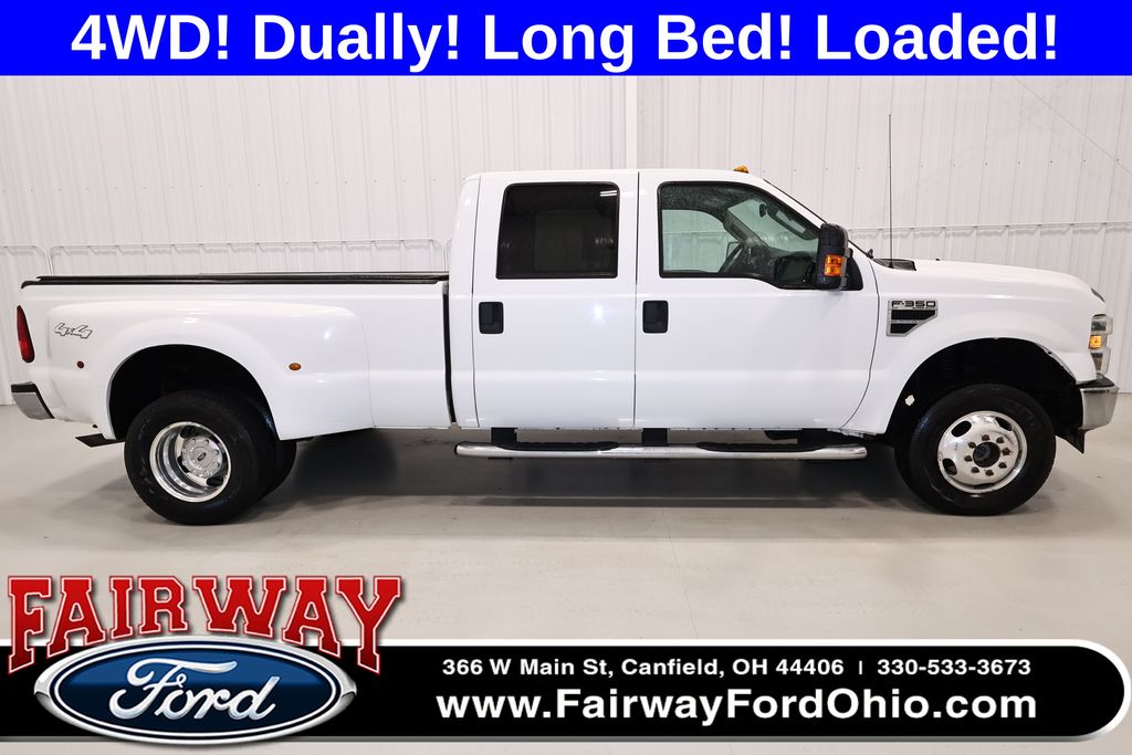 Oxford White 2010 Ford F-350 Super Duty XLT Crew Cab LB DRW 4WD Pickup Truck Four-Wheel Drive 5-Speed Automatic Overdrive