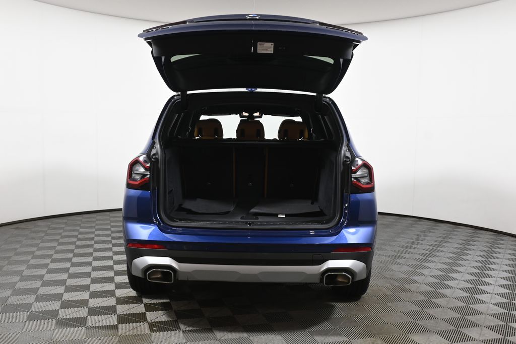 Thumbnail: 2024 BMW X3 - 32