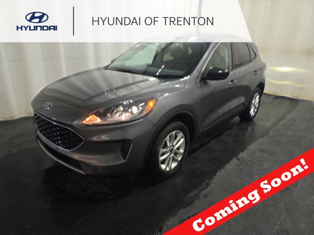 2022 Ford Escape Hybrid SE AWD