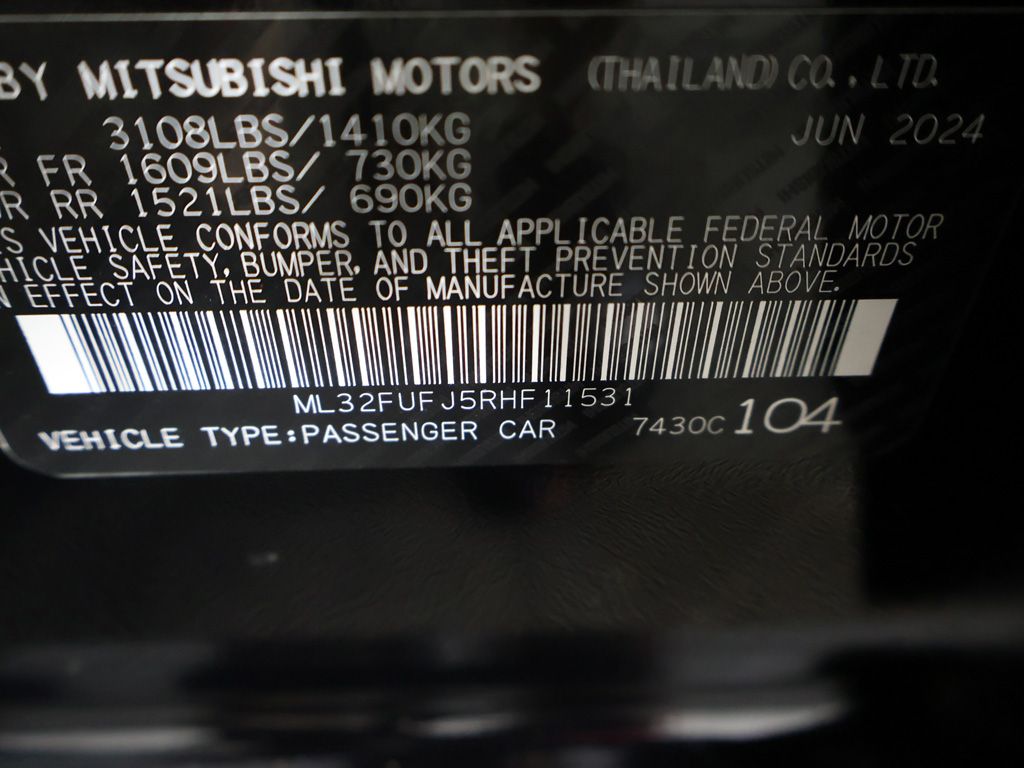 Used 2024 Black Mitsubishi ES image 39